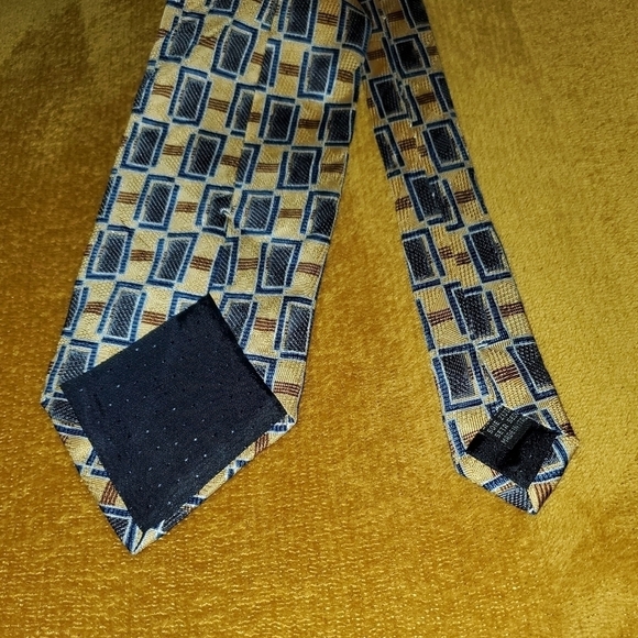 Yellow & Blue Square Pattern Tie New - Picture 5 of 7